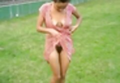 Nikita von James juega con xxx argentinas anal un juguete púrpura